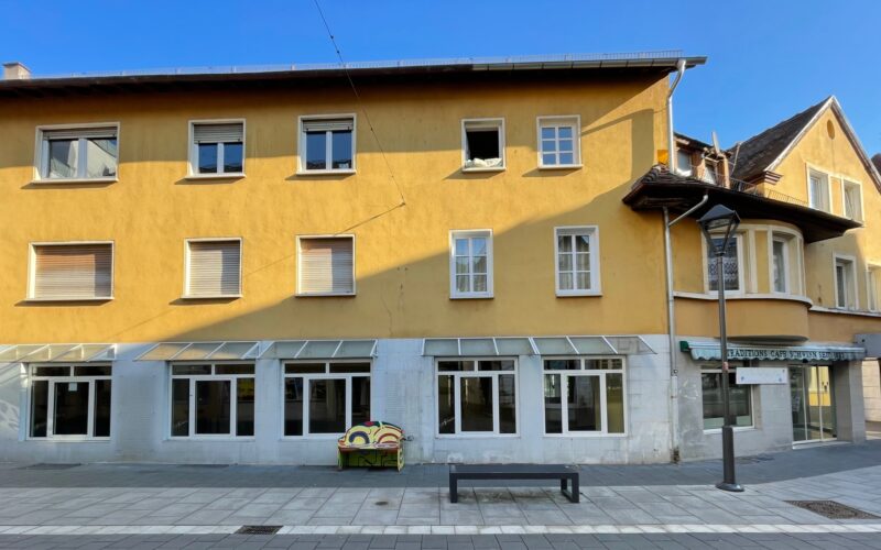 Wohn- und Geschäftshaus