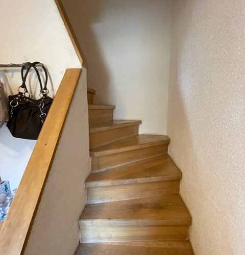 Treppe vom EG zum OG im Neubau
