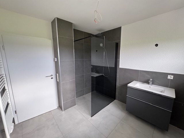 Badezimmer II im Obergeschoss