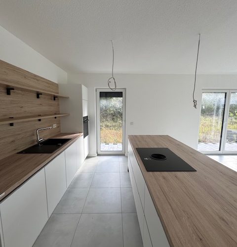 Ihre neuwertige Einbauküche