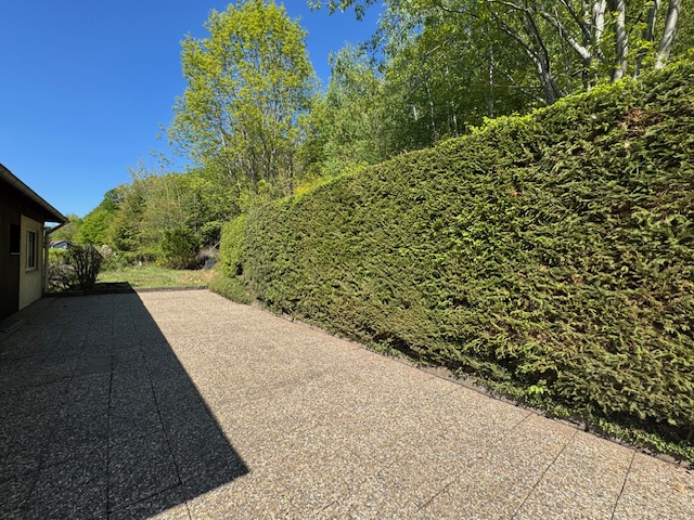 Ihre großzügige Terrasse