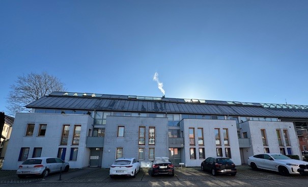 Vorderansicht der Liegenschaft