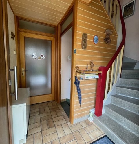 Diele mit Treppenhaus im EG