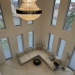 Blick von der Galerie in den Wohnbereich im EG