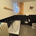 Badezimmer im Erdgeschoss