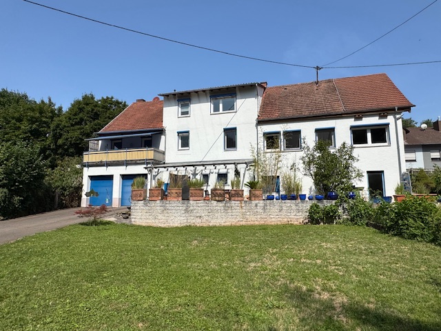 eine wahrhaft imposante Liegenschaft